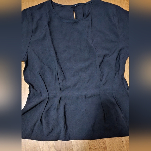 Black linen peplum top - Picture 3 of 5